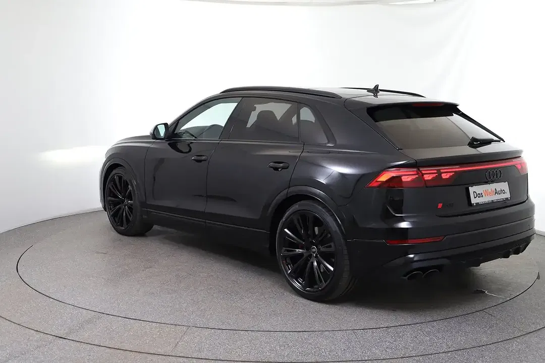 Audi SQ8 TFSI quattro - Thumbnail 3