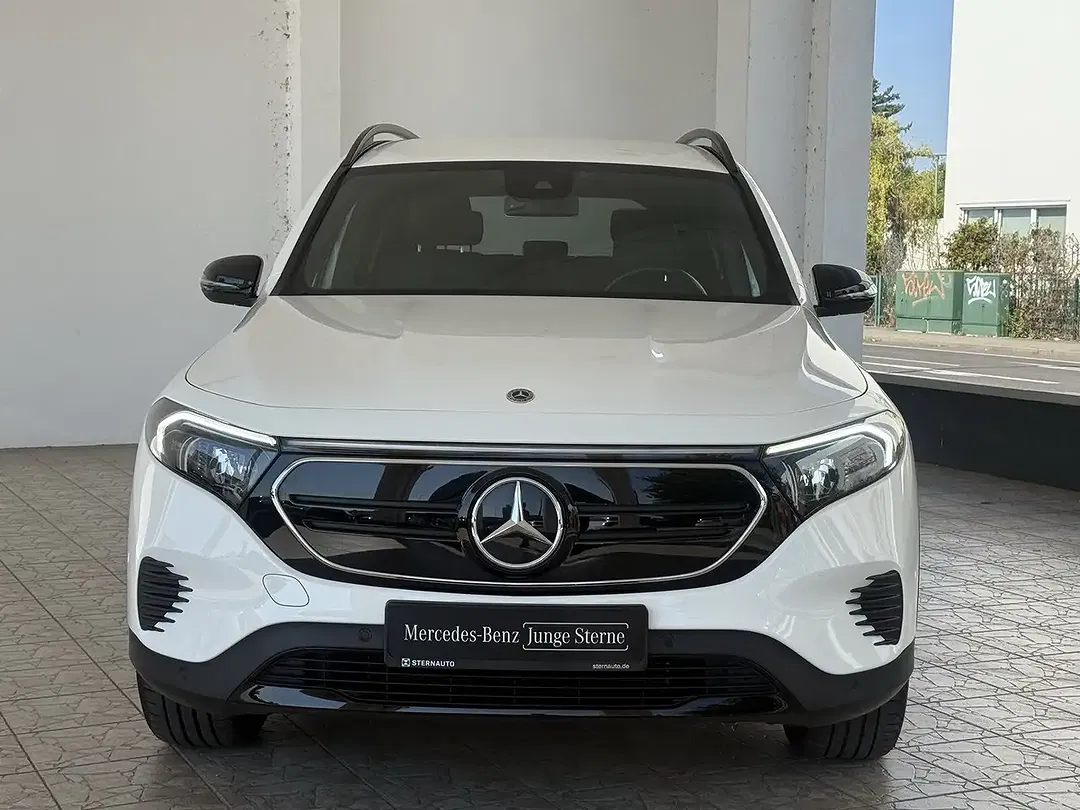 Mercedes-Benz EQB 300 4MATIC Progressive - Thumbnail 1