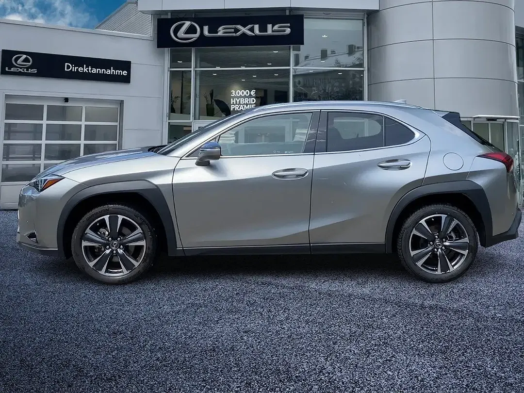 Lexus UX 250h Style Edition - foto 2