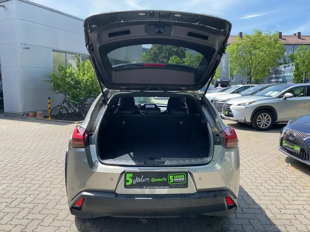 Lexus UX 250h Style Edition - Thumbnail 7