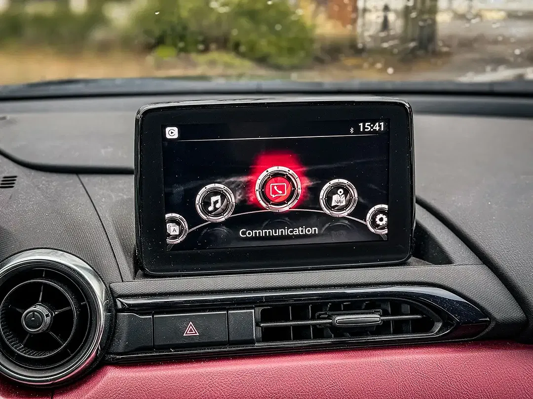 Mazda MX-5 1.5 SKYACTIV-G Takumi - Thumbnail 8