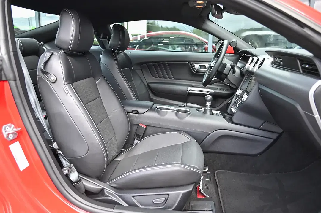 Ford Mustang 2.3 EcoBoost - Thumbnail 13