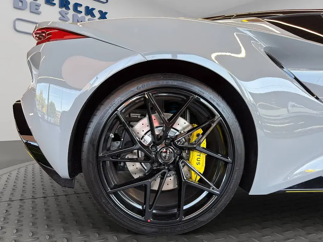 Lotus Emira V6 - Thumbnail 11