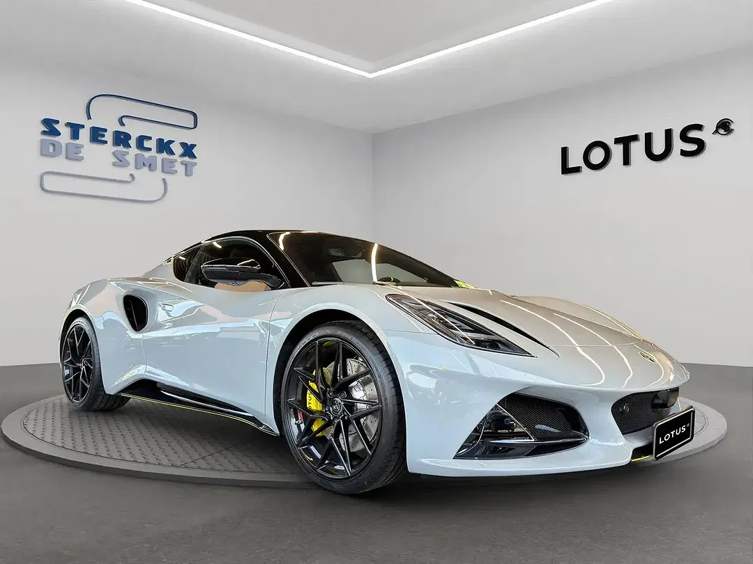 Lotus Emira V6 - Thumbnail 3
