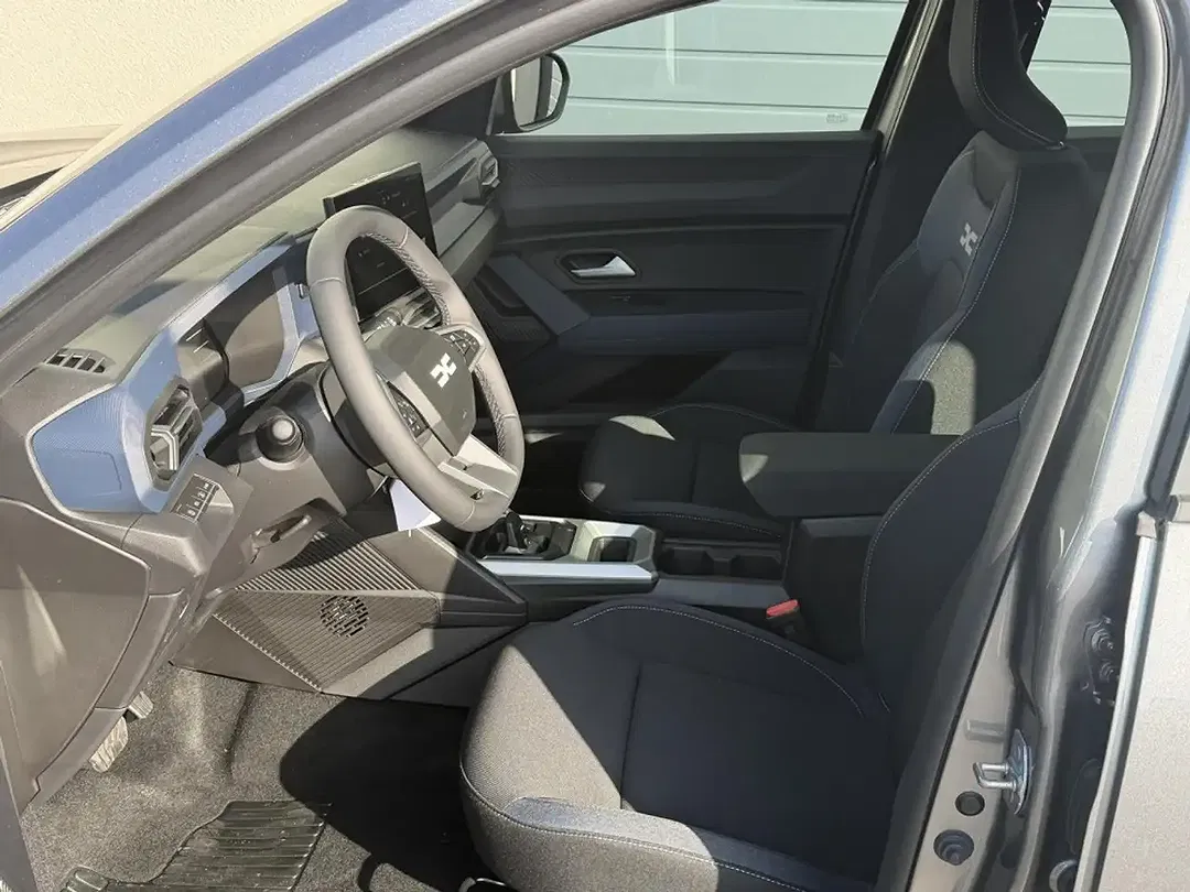 Dacia Bigster Hybrid Expression Plus - foto 9