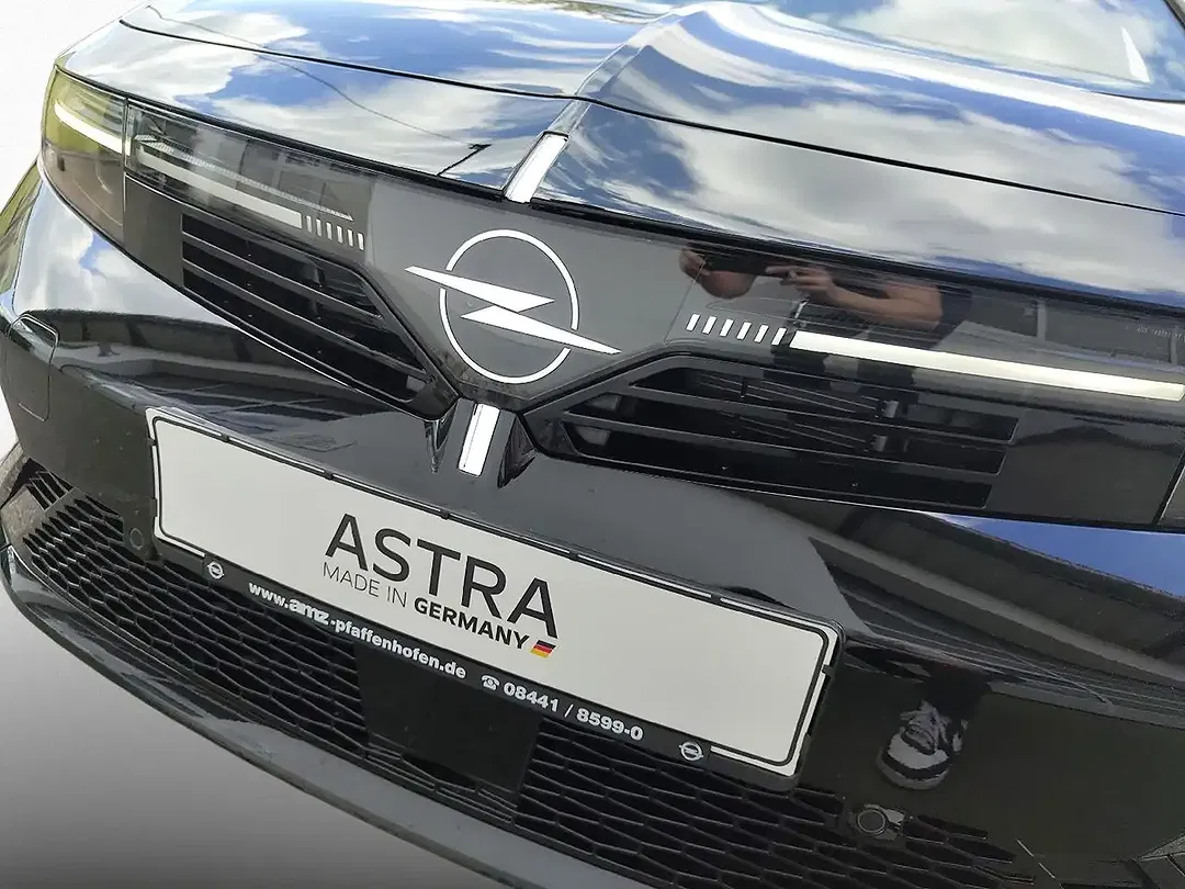 Opel Astra PHEV Ultimate - Thumbnail 5