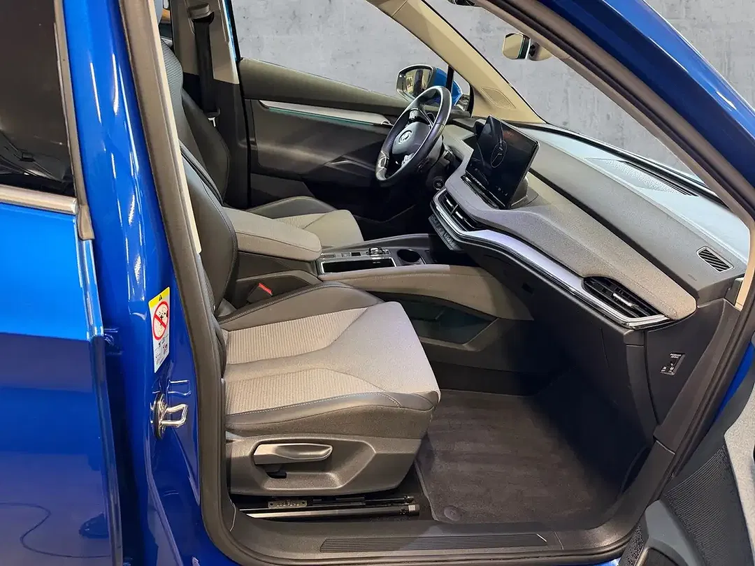 Skoda Enyaq 60 iV Loft - Thumbnail 12