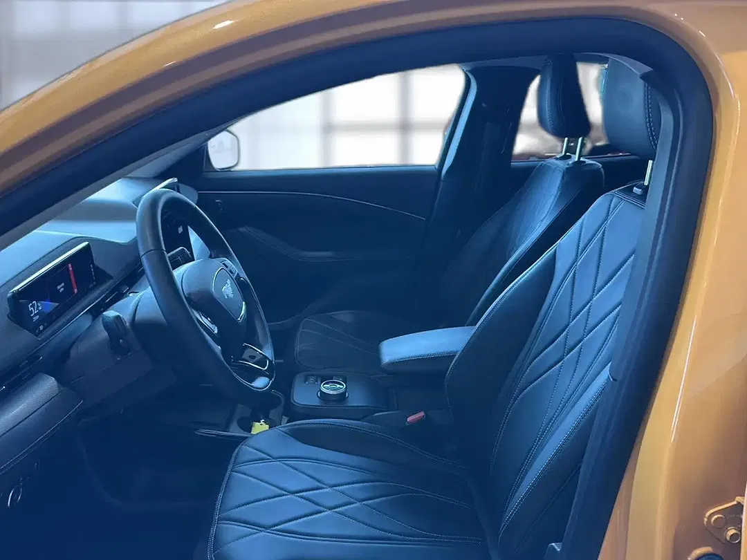 Ford Mustang Premium - Thumbnail 8