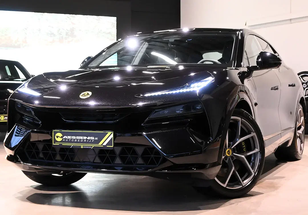 Lotus Eletre - Afbeelding 1