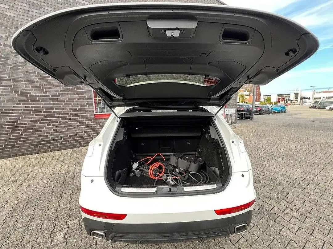 DS Automobiles DS 7 Crossback - Thumbnail 12