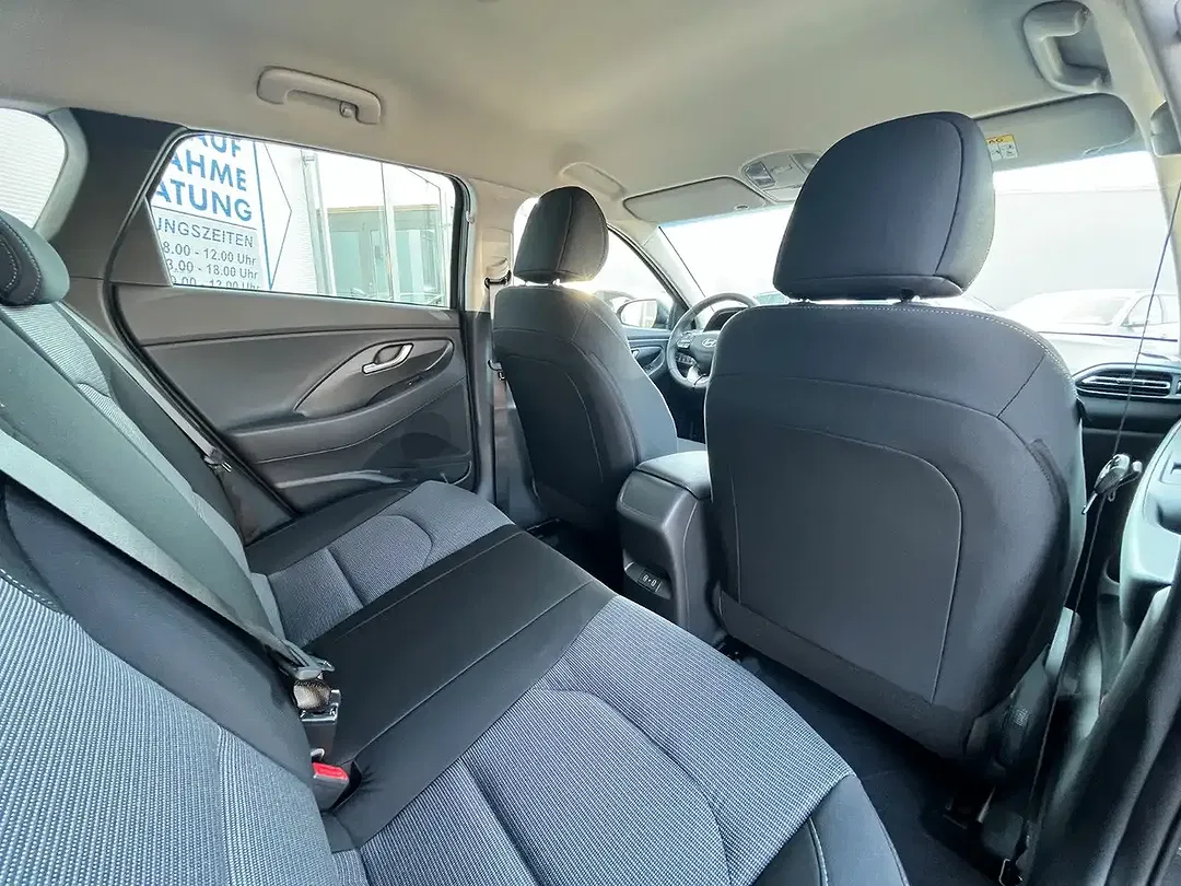 Hyundai i30 1.6 T-GDI DCT cw Edition - Thumbnail 8
