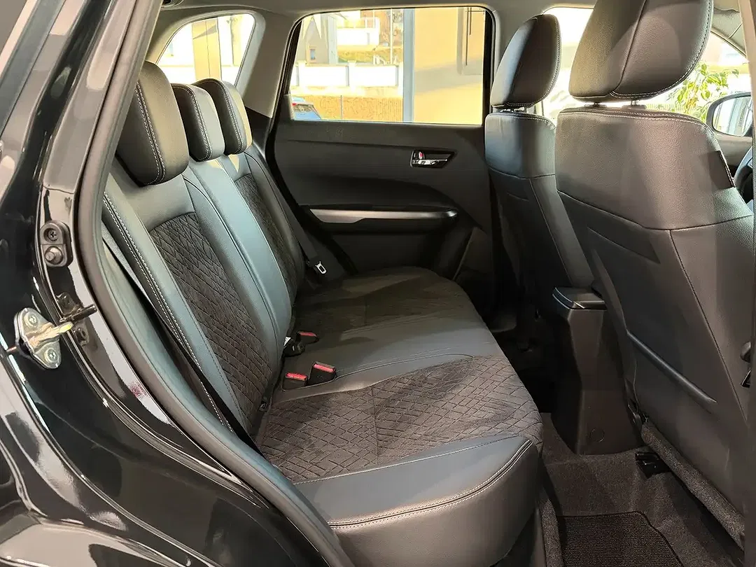 Suzuki Vitara 1.4 AUT Comfort+ - Thumbnail 14