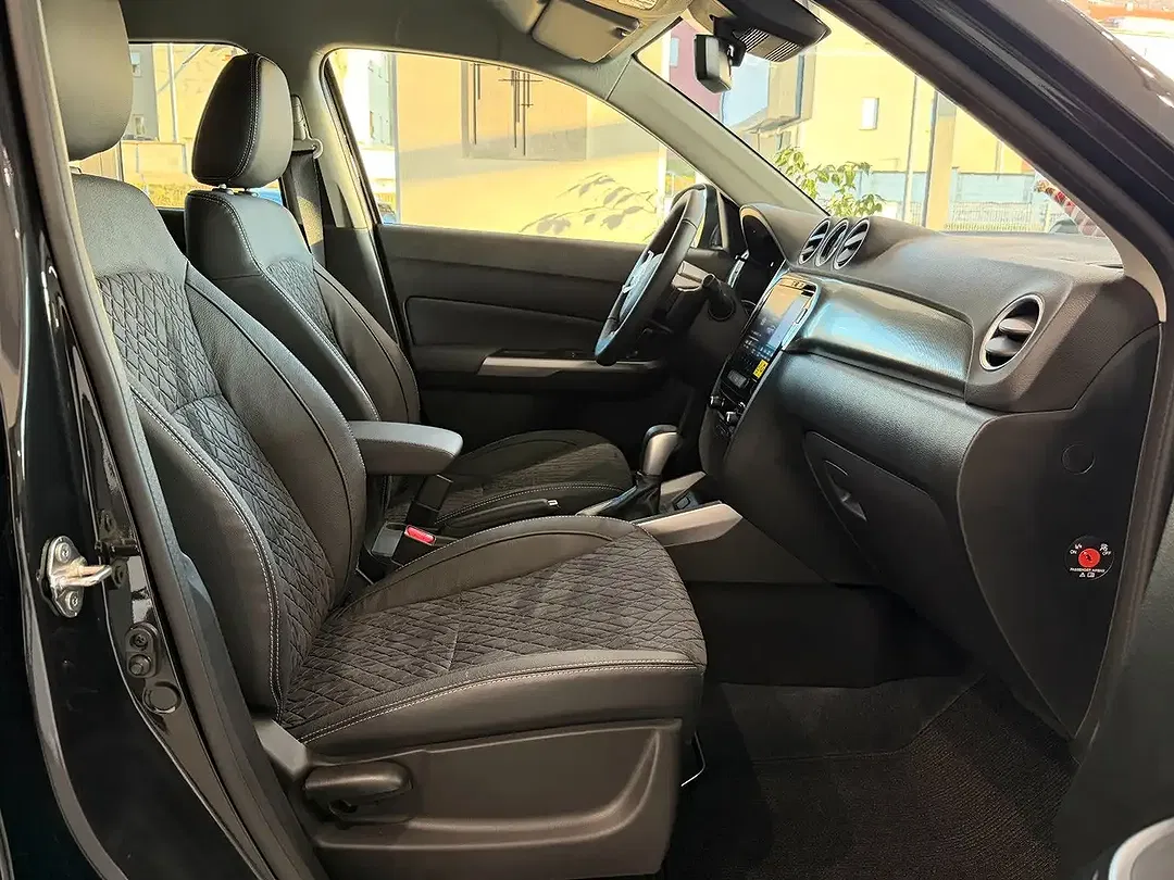 Suzuki Vitara 1.4 AUT Comfort+ - foto 15