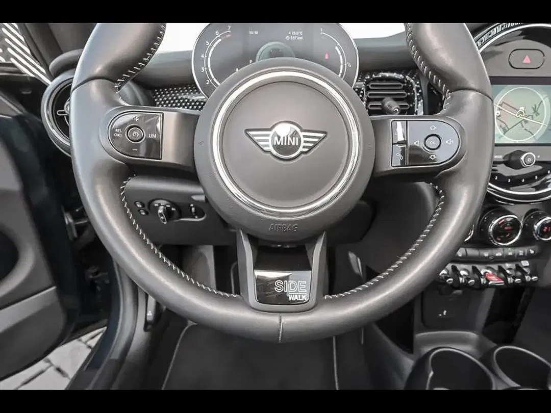 MINI Cooper Cabrio - Thumbnail 11