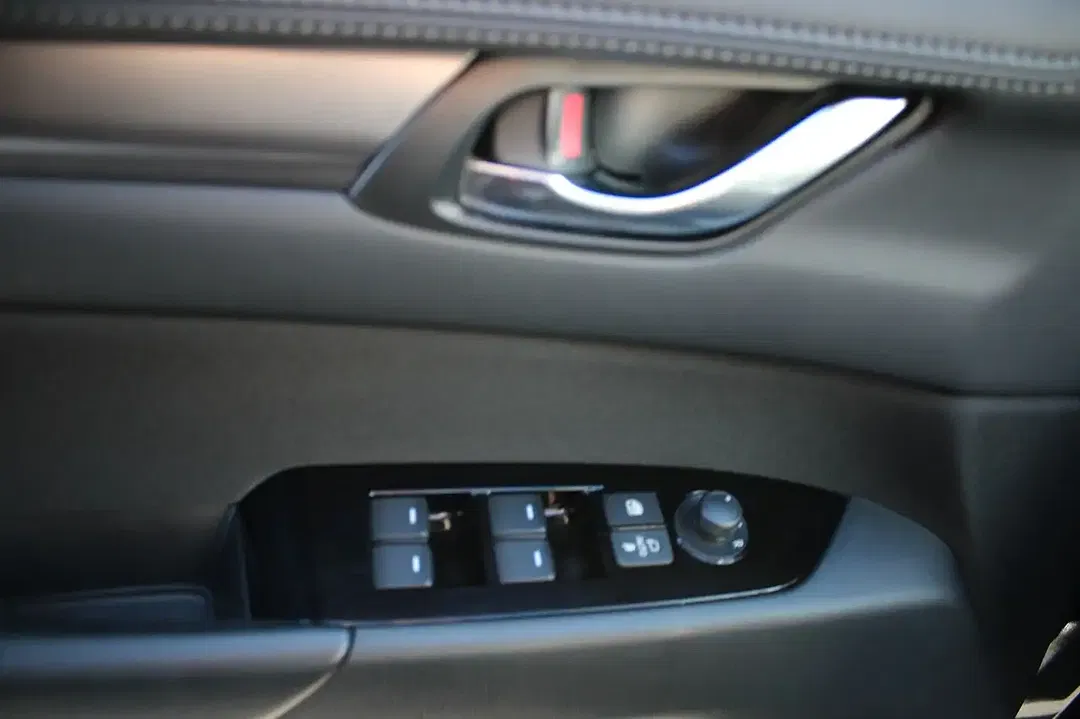 Mazda CX-5 Exclusive-Line - Thumbnail 9