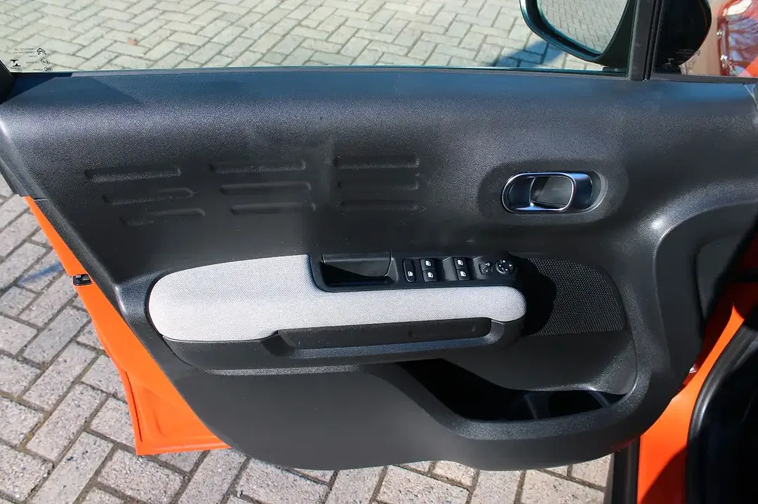 Citroen C3 1.2 Shine - Thumbnail 6