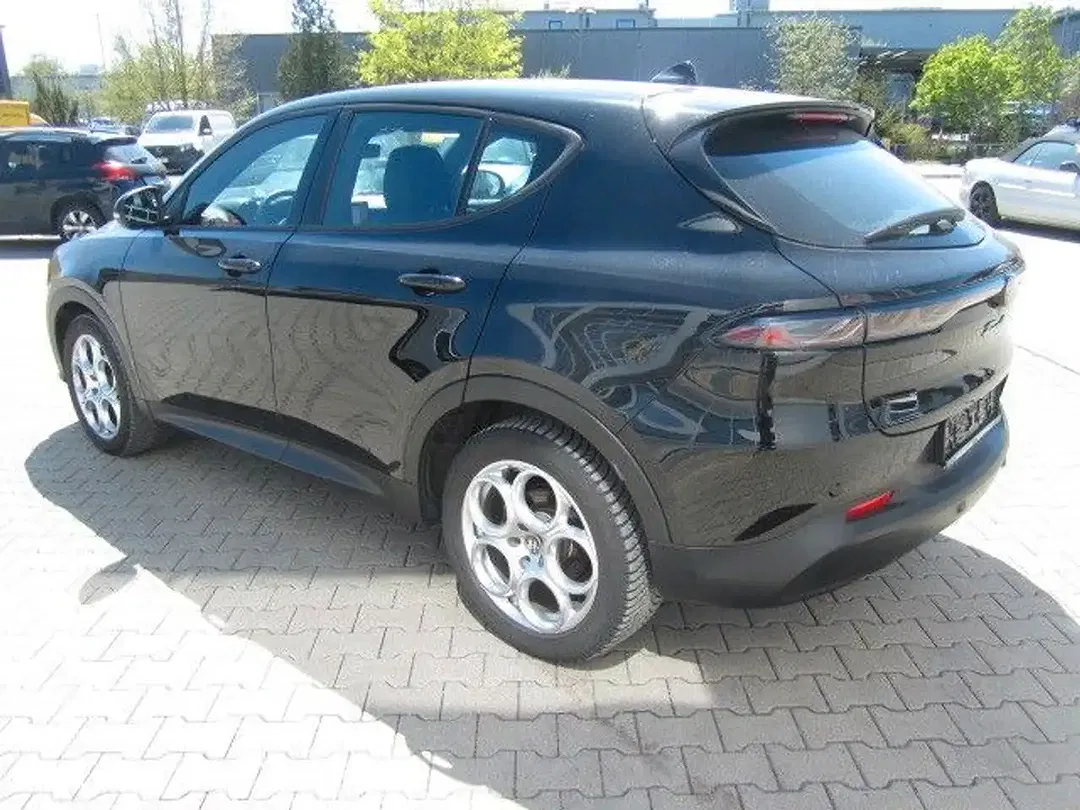 Alfa Romeo Tonale 1.6 Diesel AUT Sprint - Thumbnail 4