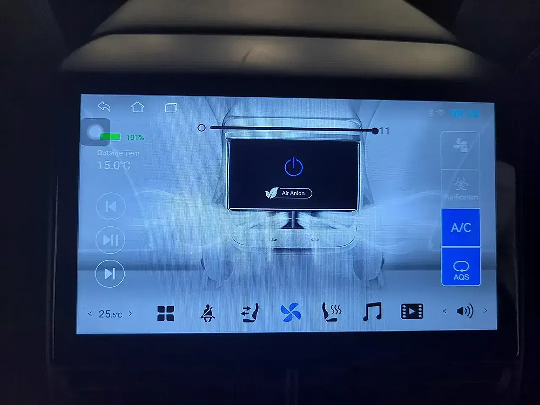 Tesla Model Y AWD Long Range - foto 15