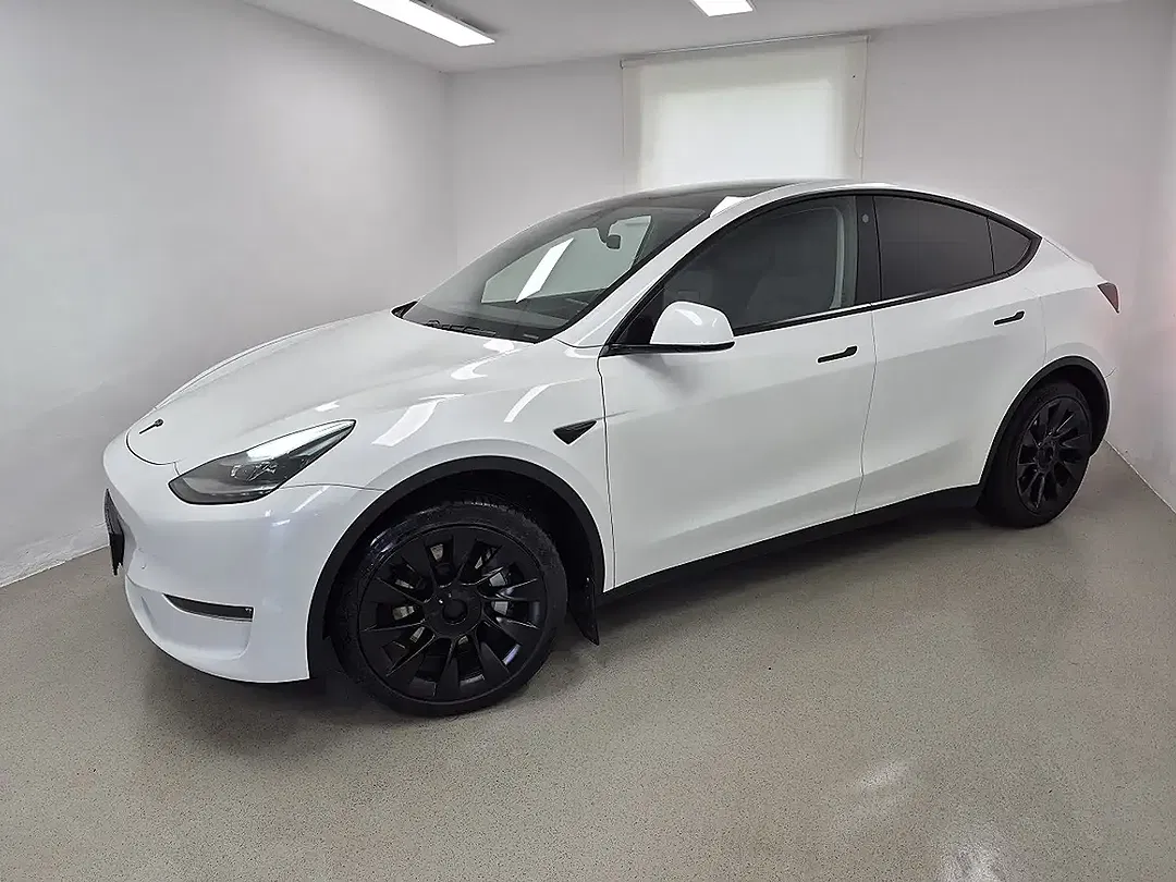 Tesla Model Y AWD Long Range - foto 2