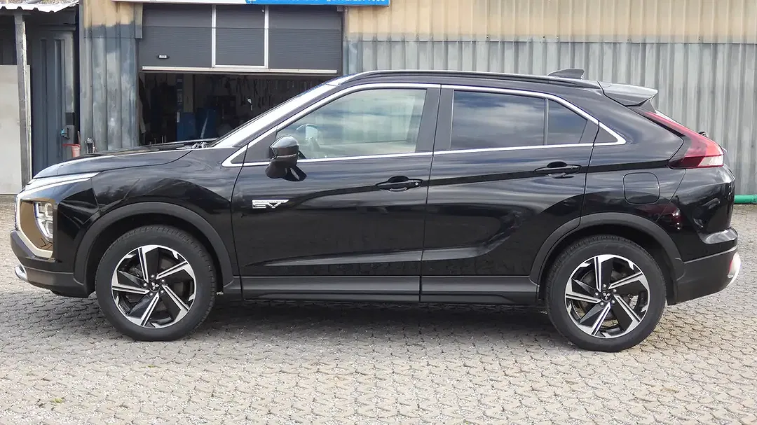 Mitsubishi Eclipse Cross Hybrid 4WD Plus - Thumbnail 4