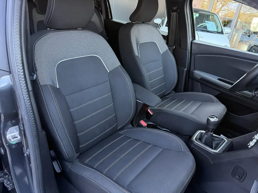 Dacia Jogger TCe Extreme - Thumbnail 36