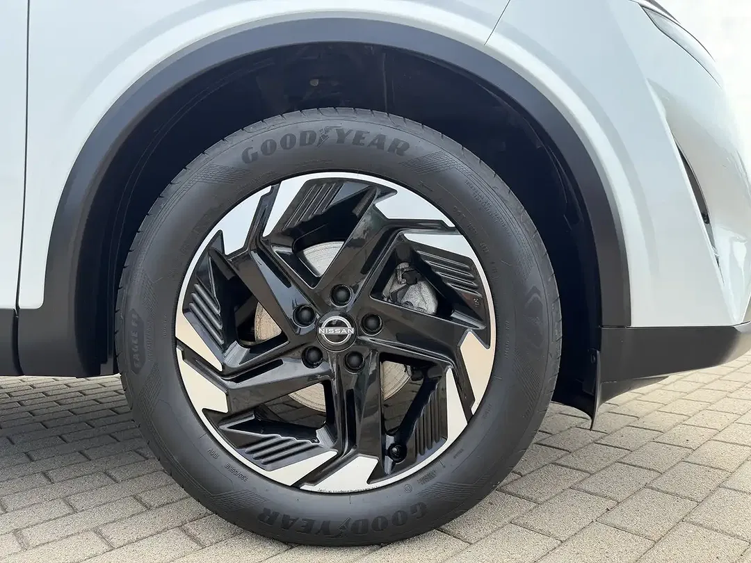 Nissan Qashqai 1.3 DIG-T MHEV N-Connecta Comfort - Thumbnail 11