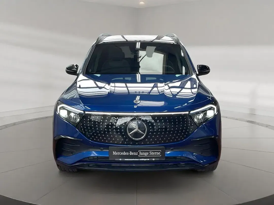 Mercedes-Benz EQB 300 4MATIC AMG MBUX Night - Thumbnail 5