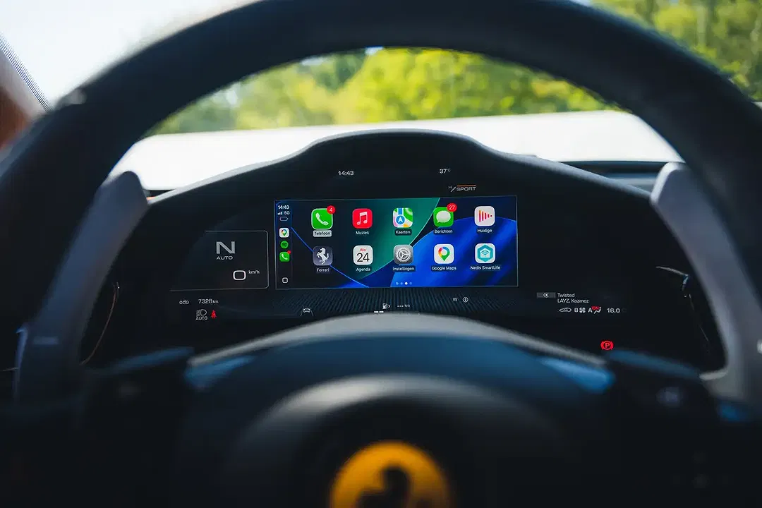 Ferrari Purosangue - Thumbnail 13