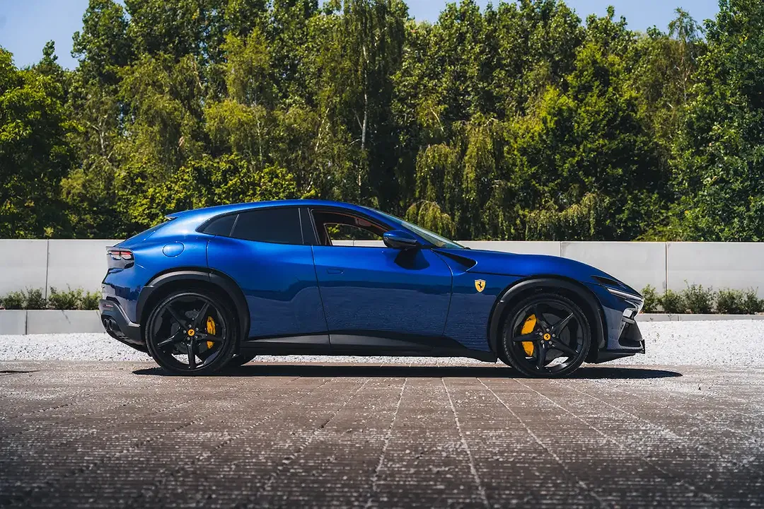 Ferrari Purosangue - Thumbnail 4