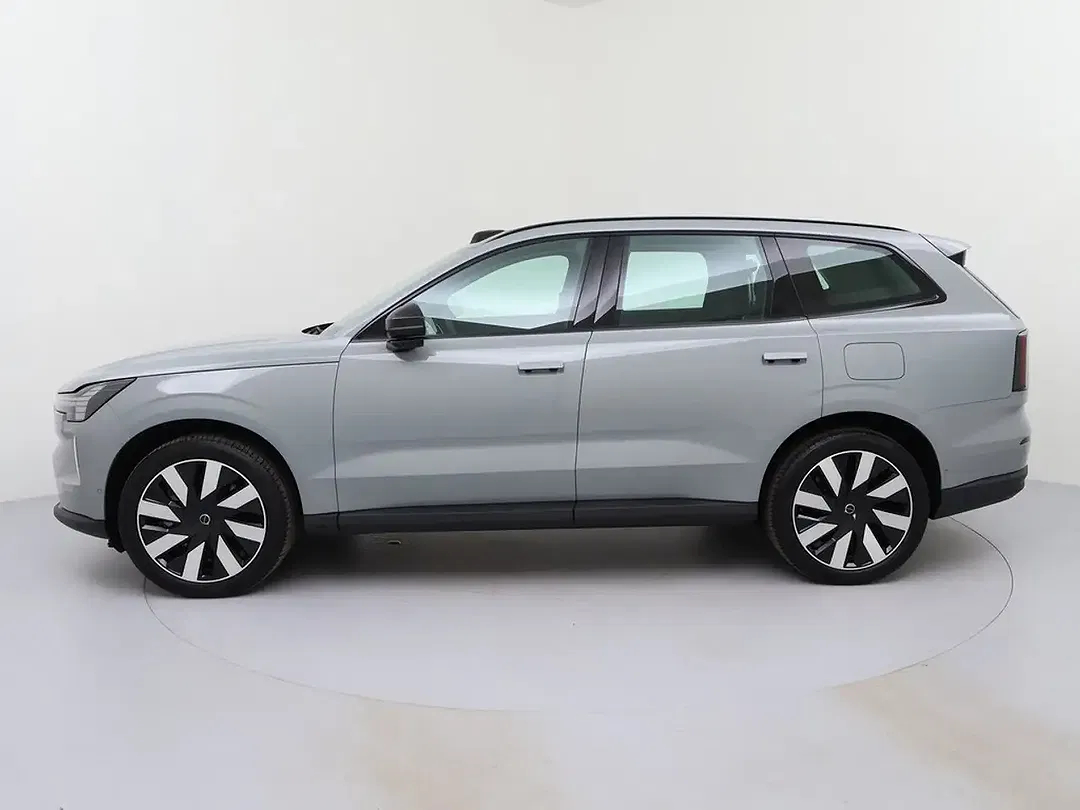Volvo EX90 EV Core - Thumbnail 8