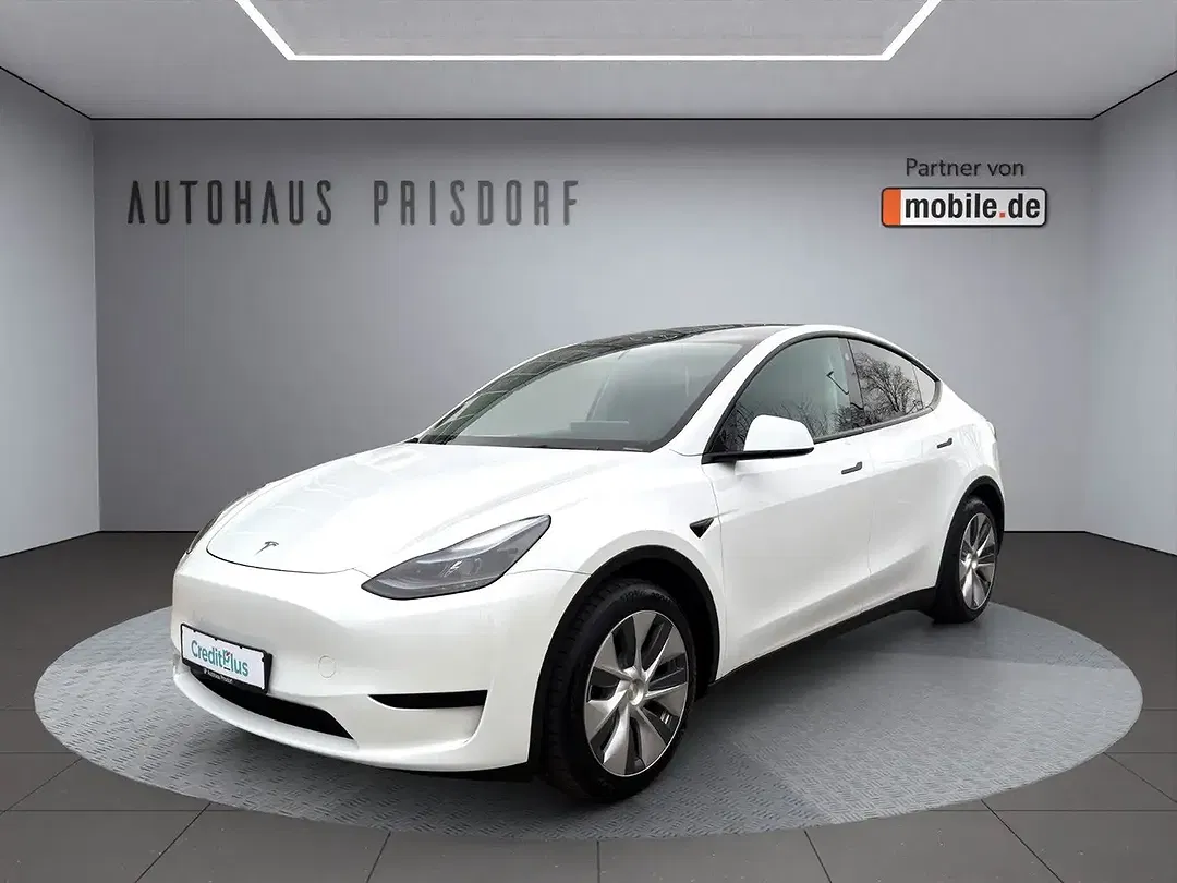 Tesla Model Y RWD - Thumbnail 8