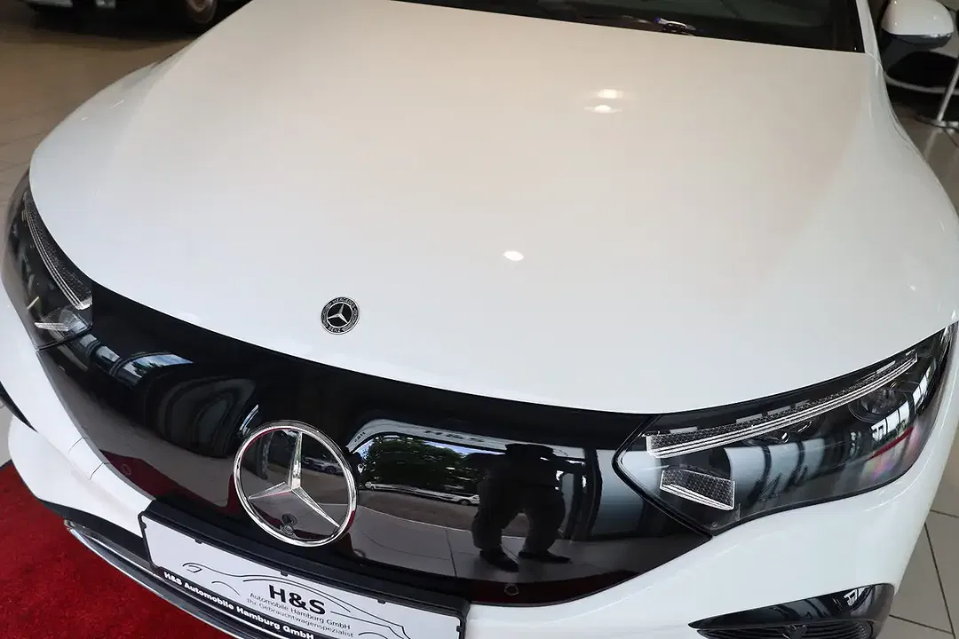 Mercedes-Benz EQE 350 - Thumbnail 9