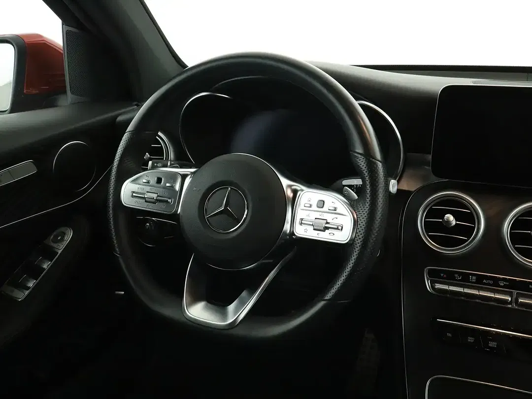 Mercedes-Benz GLC 300 4MATIC AMG - Thumbnail 10