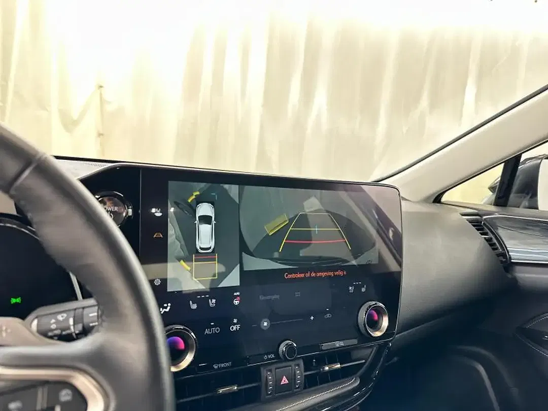 Lexus NX 450h+ Executive Line - Thumbnail 24