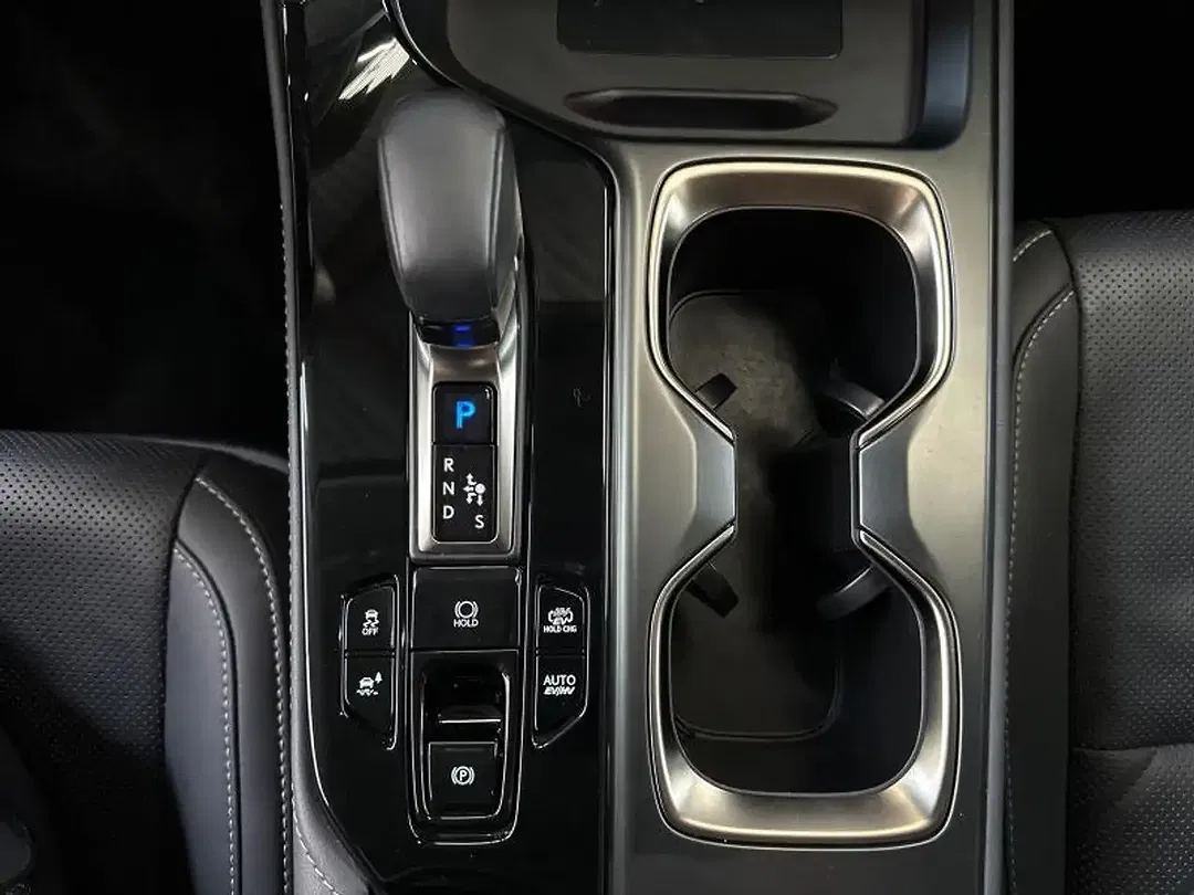 Lexus NX 450h+ Executive Line - Thumbnail 26