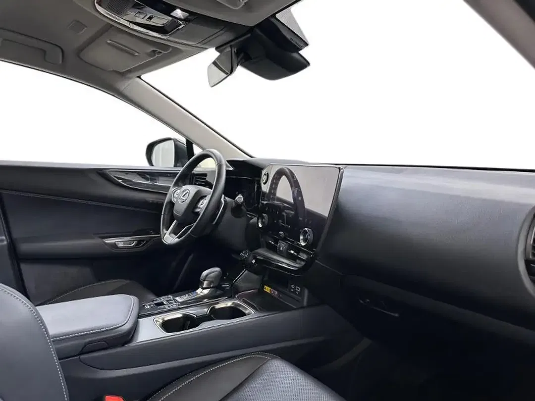 Lexus NX 450h+ Executive Line - Thumbnail 6