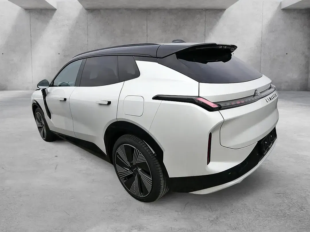 Lynk & Co 08 - Thumbnail 3