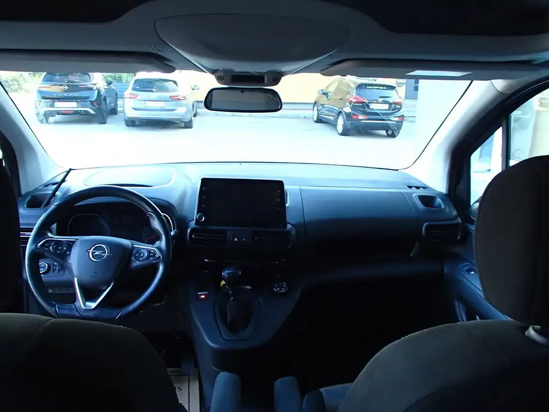 Opel Combo - Thumbnail 11