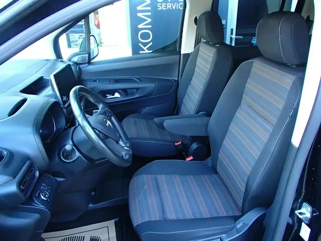 Opel Combo - Thumbnail 8
