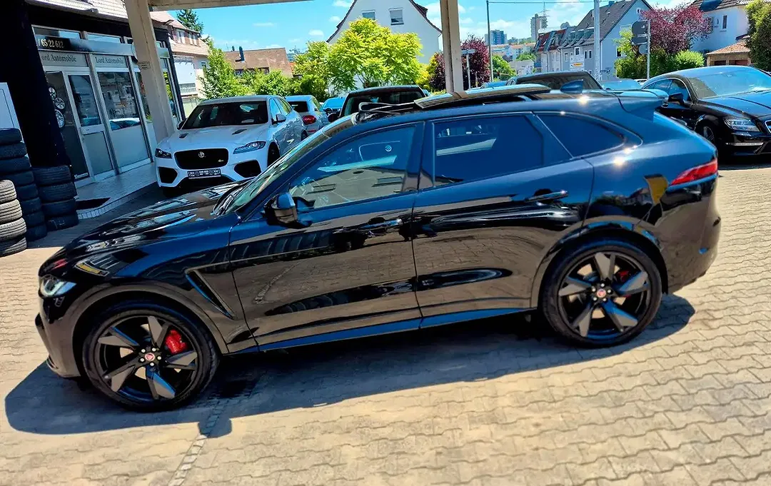 Jaguar F-Pace 5.0 SVR Performance Black Edition - foto 15