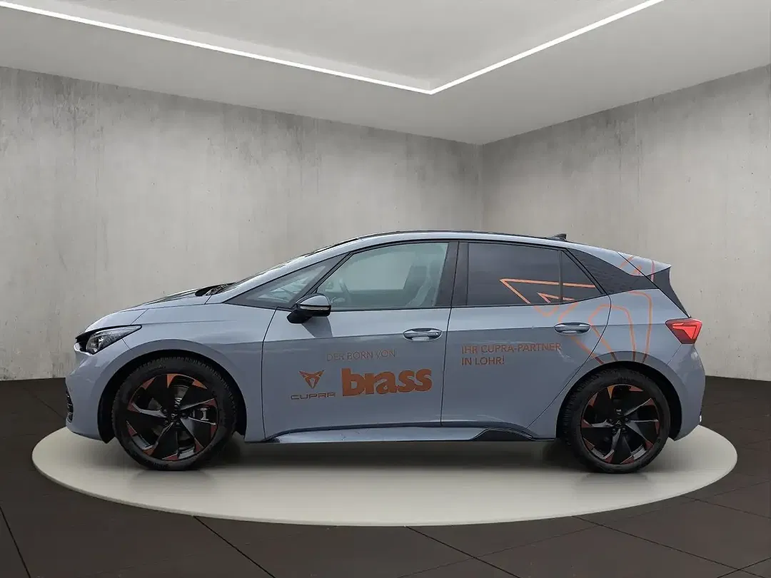 CUPRA Born - Thumbnail 2