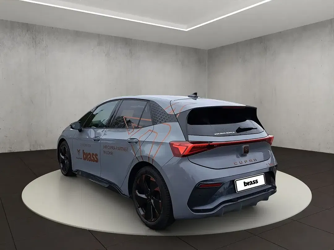 CUPRA Born - Thumbnail 3