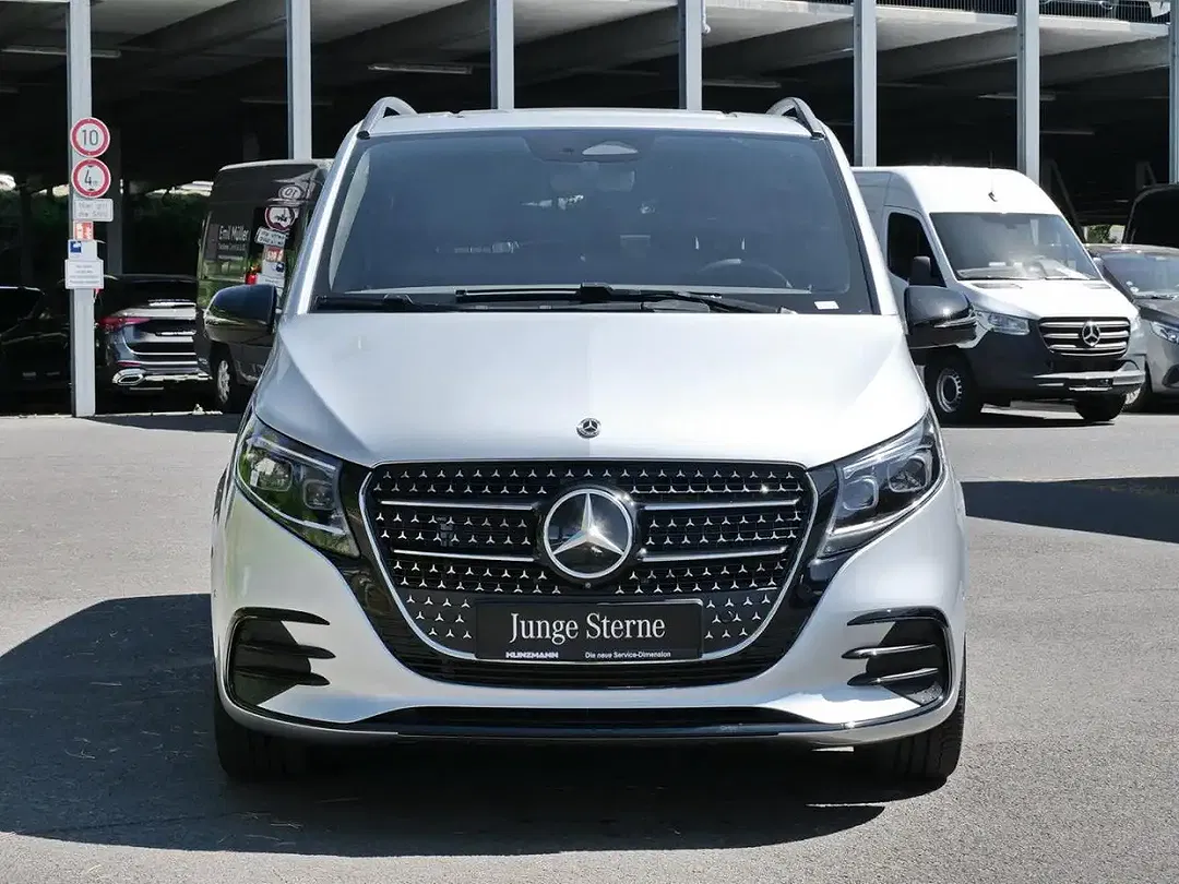 Mercedes-Benz V 300 AMG AIRMATIC Avantgarde Night - Thumbnail 2