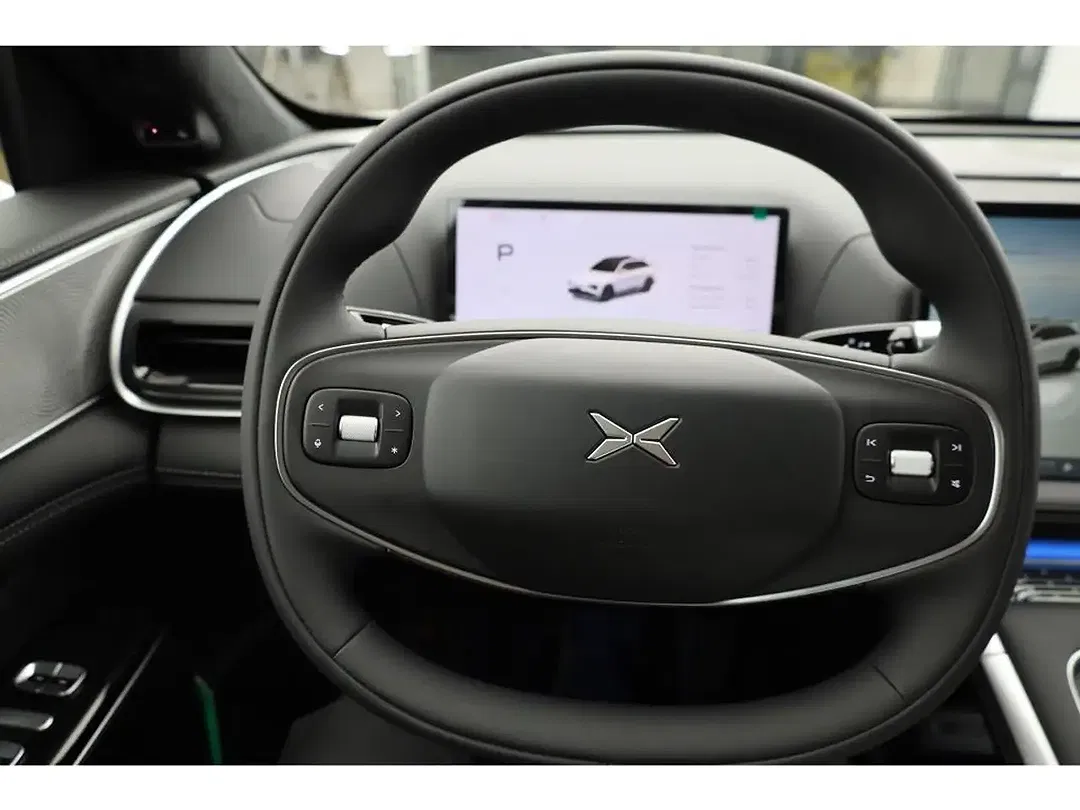 Xpeng G9 AWD Performance - Thumbnail 13