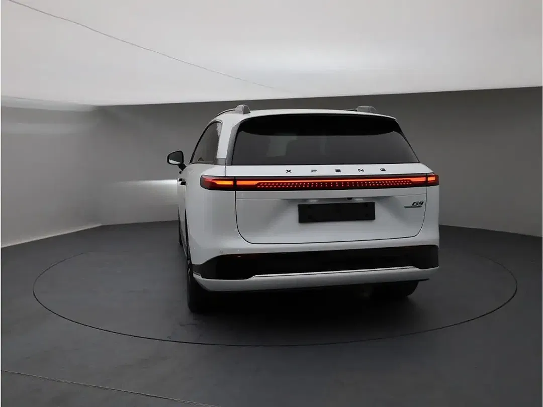 Xpeng G9 AWD Performance - Thumbnail 7