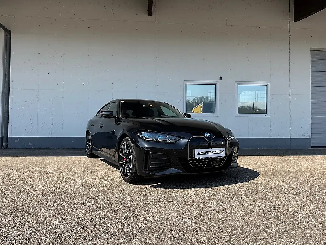 BMW i4 eDrive Gran Coupe M Sport - Thumbnail 2