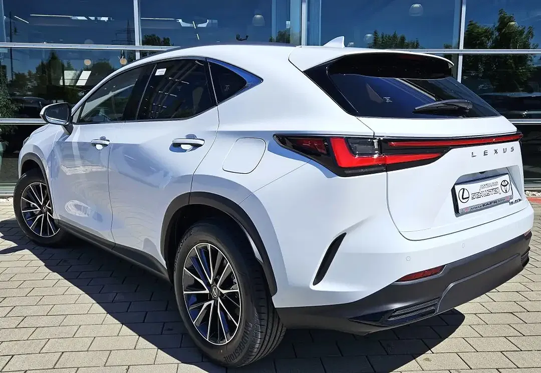Lexus NX 450h+ E-FOUR Executive Line - Thumbnail 3
