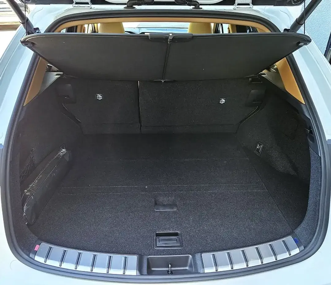 Lexus NX 450h+ E-FOUR Executive Line - Thumbnail 8