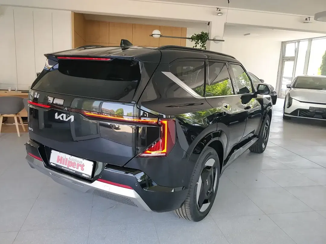 Kia EV5 Earth - Thumbnail 4