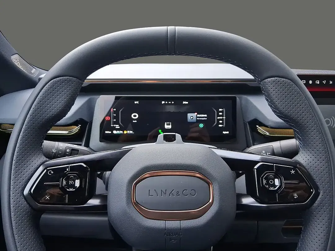 Lynk & Co 08 - Thumbnail 13